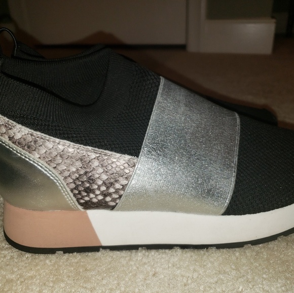 dolce vita wedge sneakers